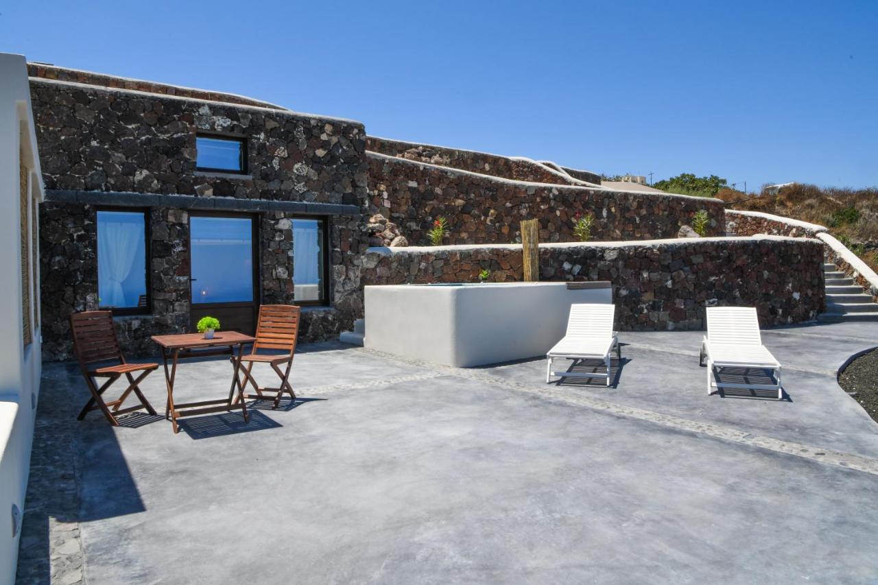 Luxe Efis Home Sea View 4 Villas & 4 Prive Jacuzzi Imerovigli  Bagian luar foto