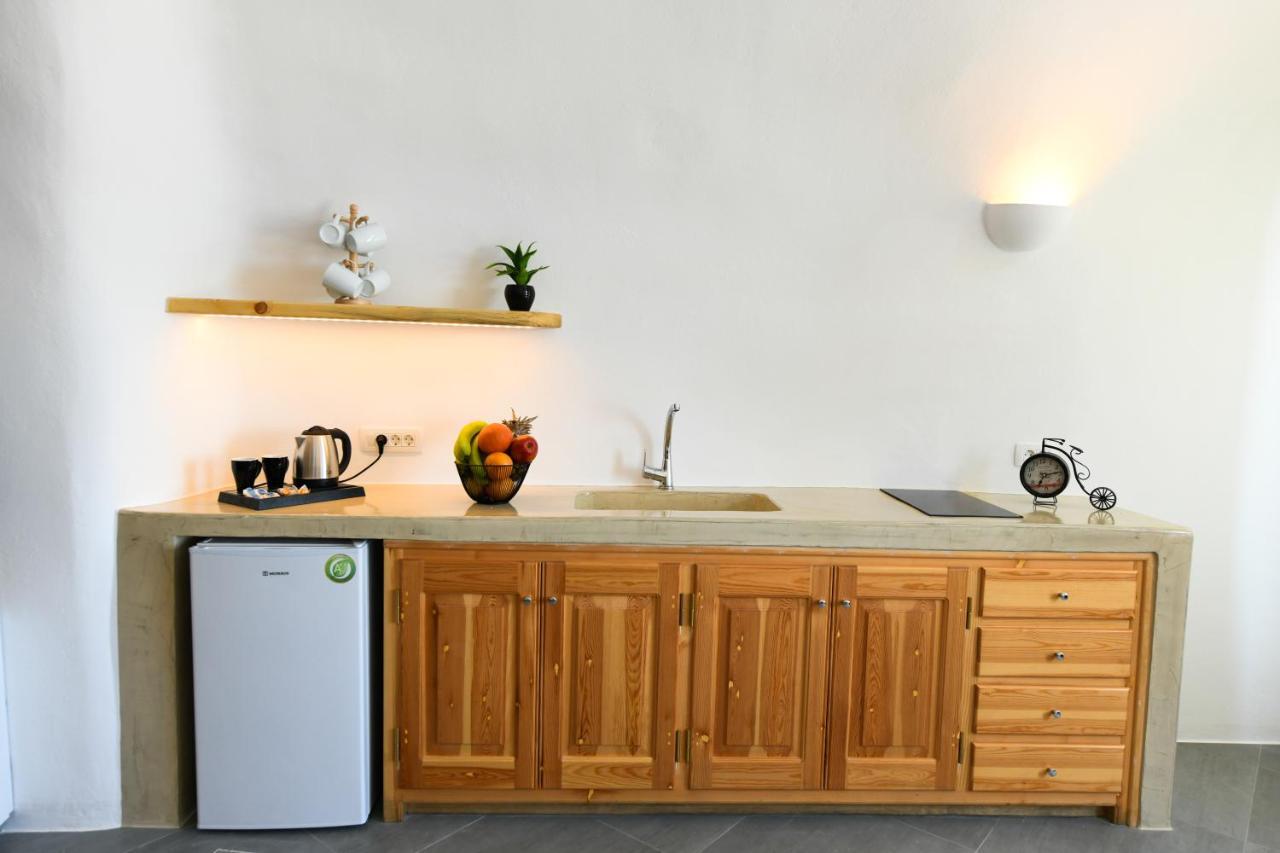 Luxe Efis Home Sea View 4 Villas & 4 Prive Jacuzzi Imerovigli  Bagian luar foto