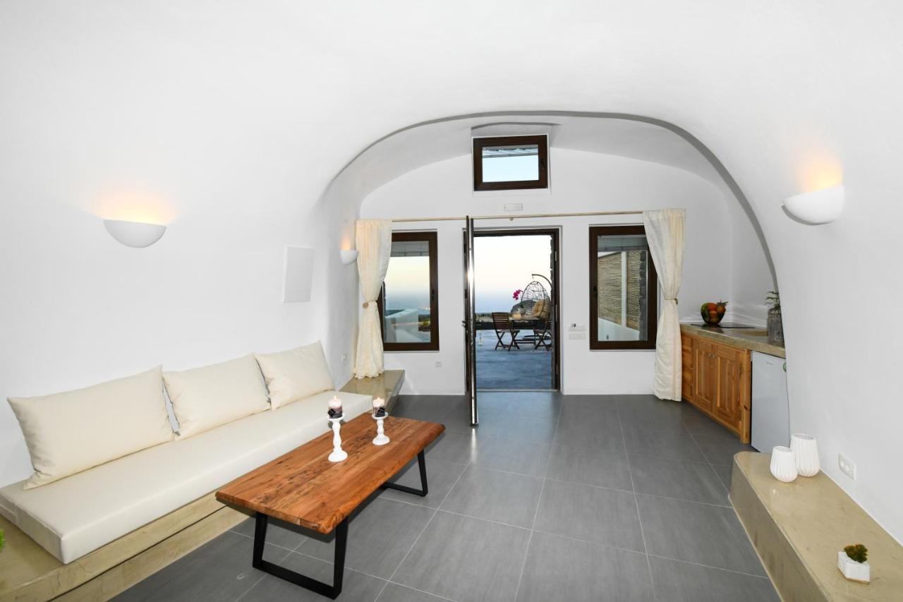 Luxe Efis Home Sea View 4 Villas & 4 Prive Jacuzzi Imerovigli  Bagian luar foto