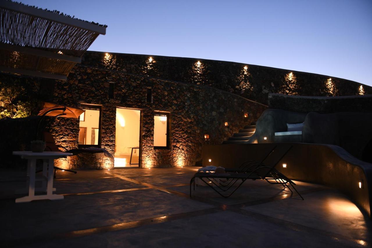 Luxe Efis Home Sea View 4 Villas & 4 Prive Jacuzzi Imerovigli  Bagian luar foto