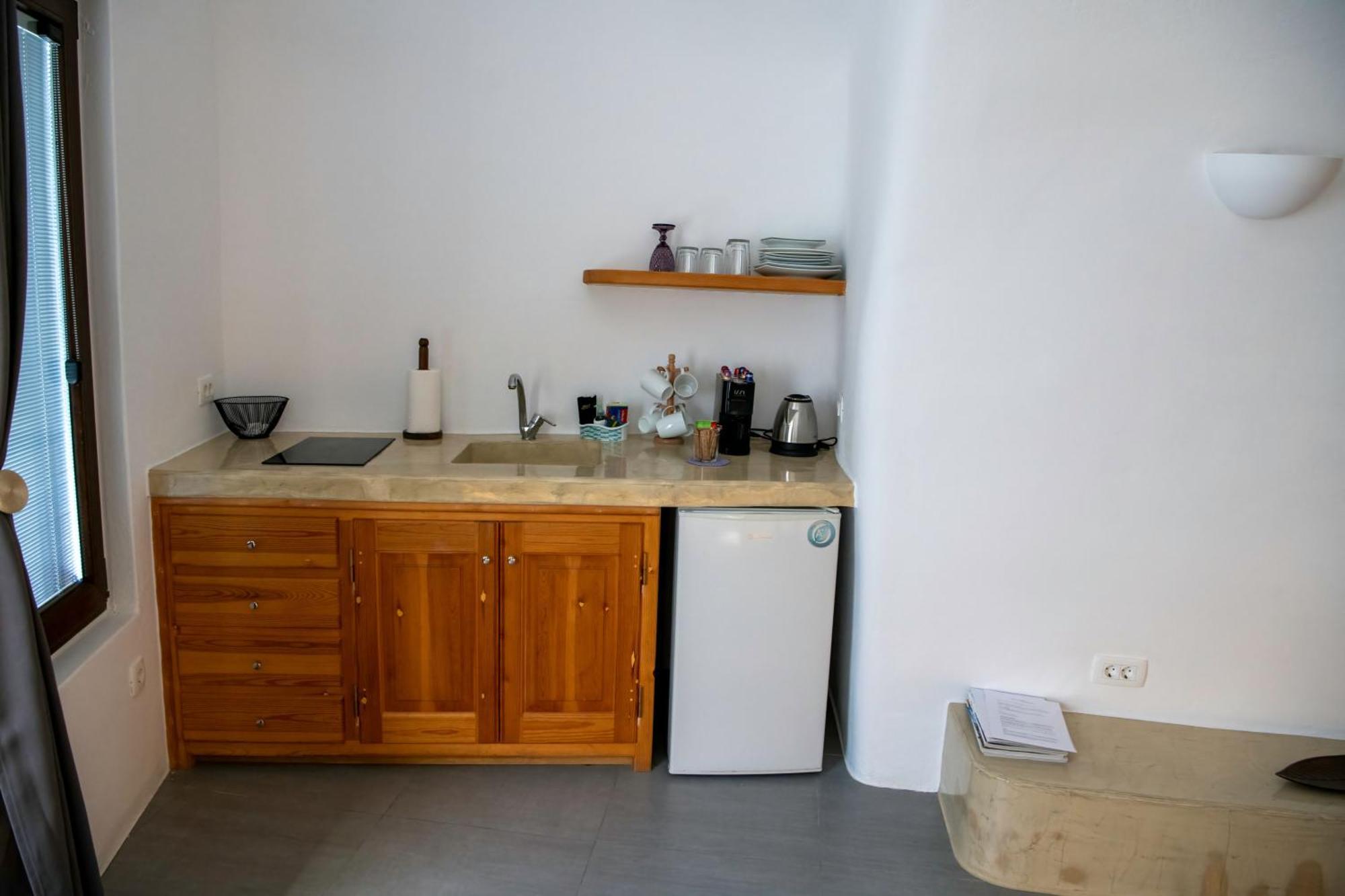 Luxe Efis Home Sea View 4 Villas & 4 Prive Jacuzzi Imerovigli  Bagian luar foto