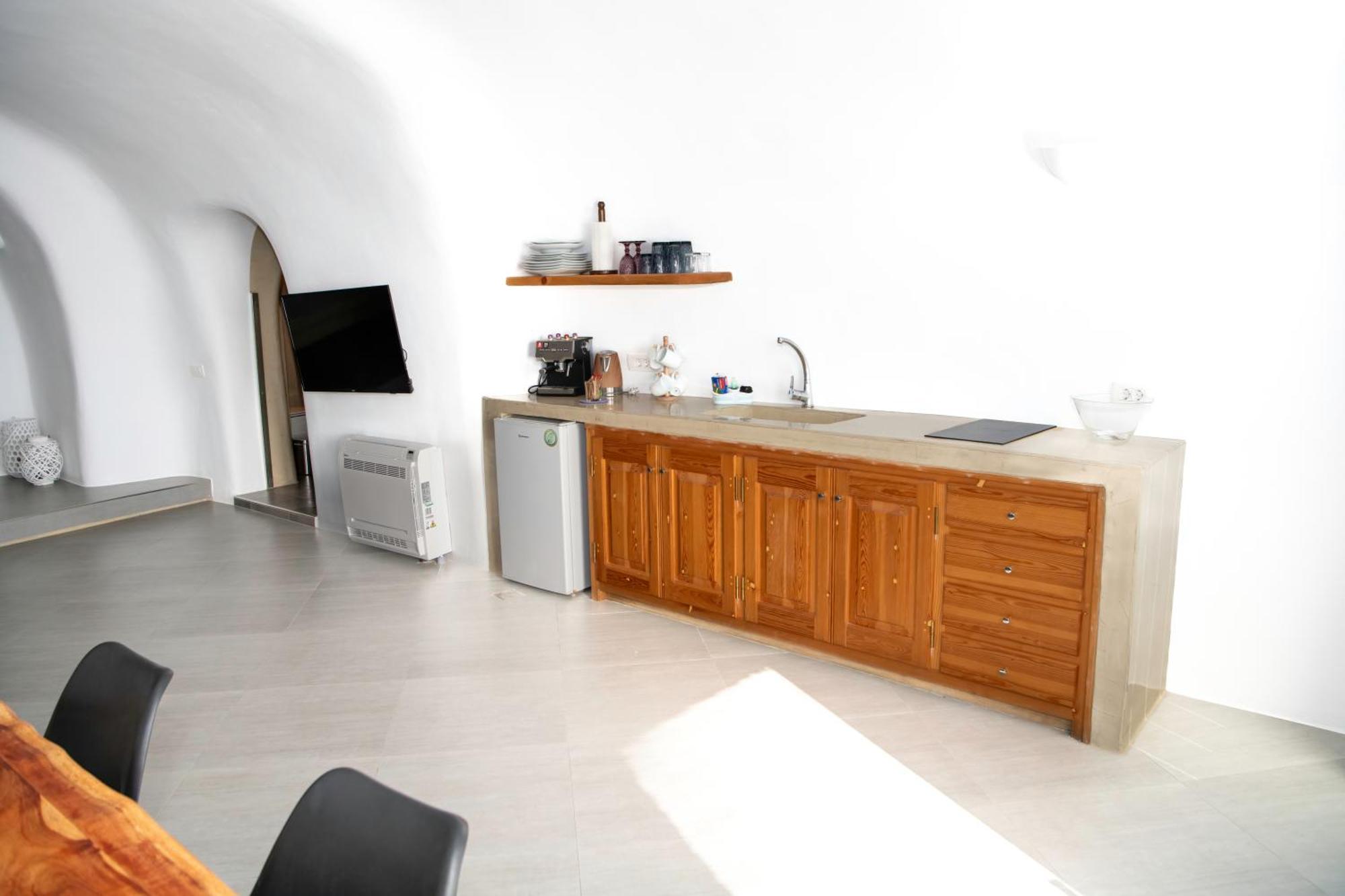 Luxe Efis Home Sea View 4 Villas & 4 Prive Jacuzzi Imerovigli  Bagian luar foto